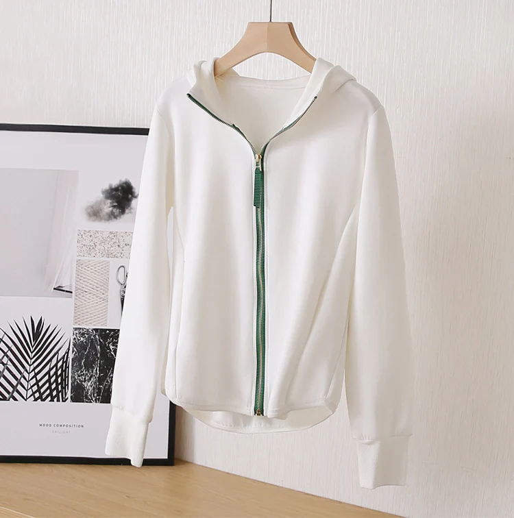 Damen Sportjacke mit Kapuze und Reißverschluss Drune