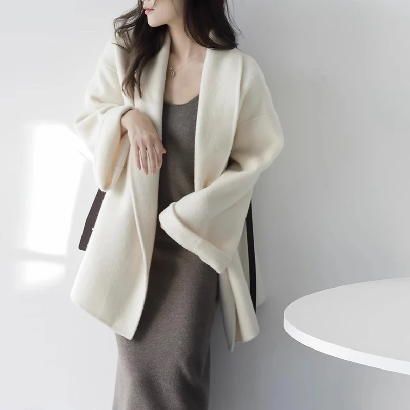 Damen Schicke und elegante Wickeljacke Drune