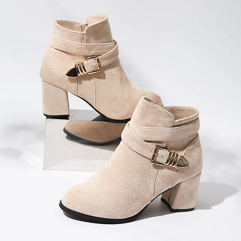 Damen Elegante Ankle-Boots mit hohem Absatz, seitlichem Reißverschluss und dekorativem Schnallengurt Drune
