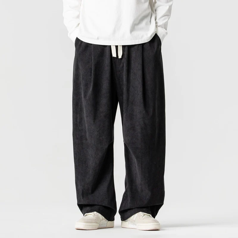 Herren Weit geschnittene Cordhose mit Bundfalten, Tunnelzug und lässiger Baggy‑Silhouette Drune