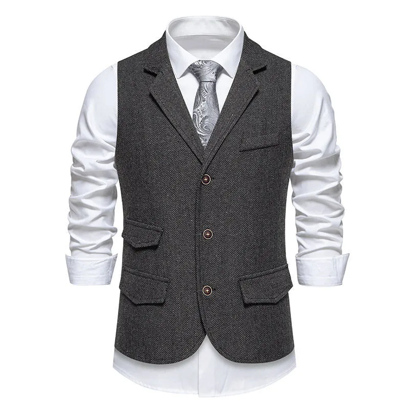 Herren Tweed-Weste mit Fischgrätstruktur, Reverskragen und Pattentaschen Drune