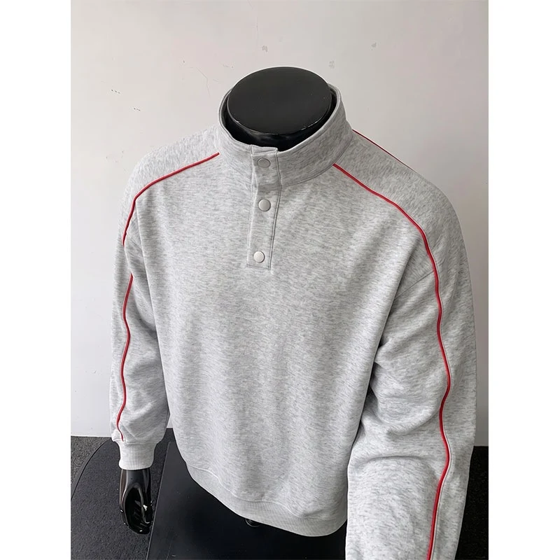 Herren Sweatshirt mit Stehkragen, Druckknopf‑Halbleiste und kontrastierender Schulterpaspel Drune