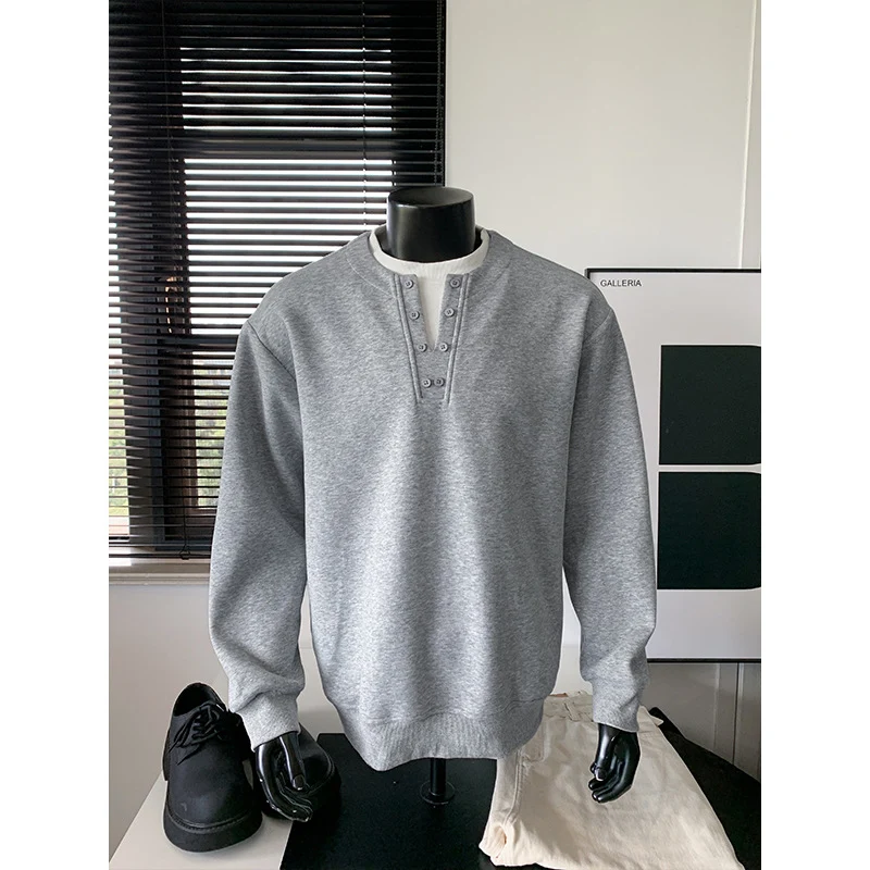 Herren Sweatshirt mit Henley-Knopfleiste, relaxed Fit und gerippten Bündchen Drune