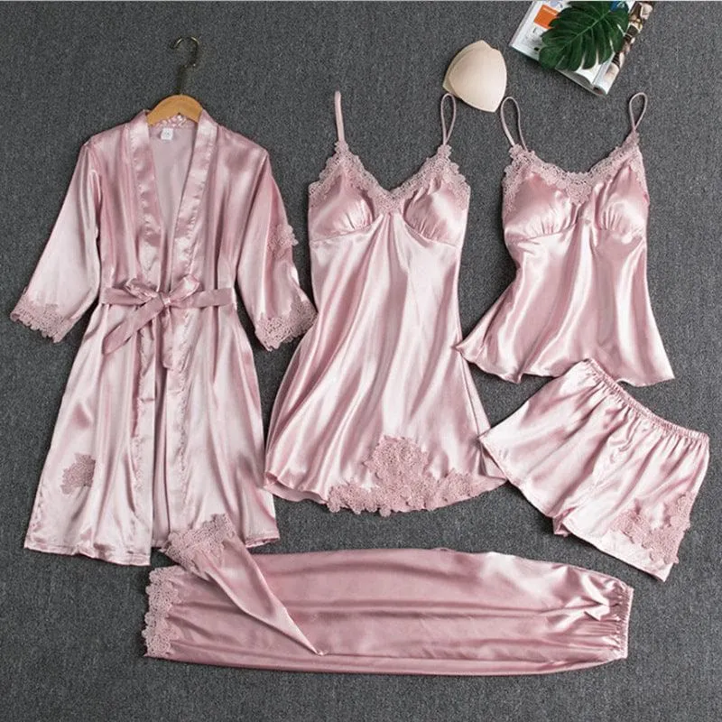 – Luxus-Pyjama-Set