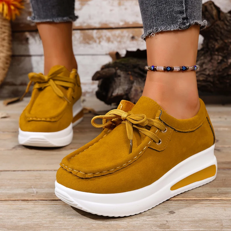 Damen Velours‑Mokassin‑Plateau‑Sneaker mit verstecktem Keil und gepolstertem Komfortfußbett Drune