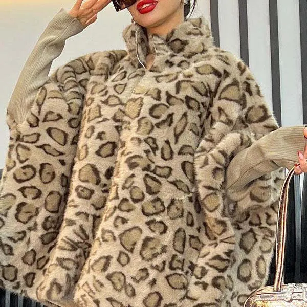 Damen Kuschel-Fleece-Poncho im Leopardenmuster Drune