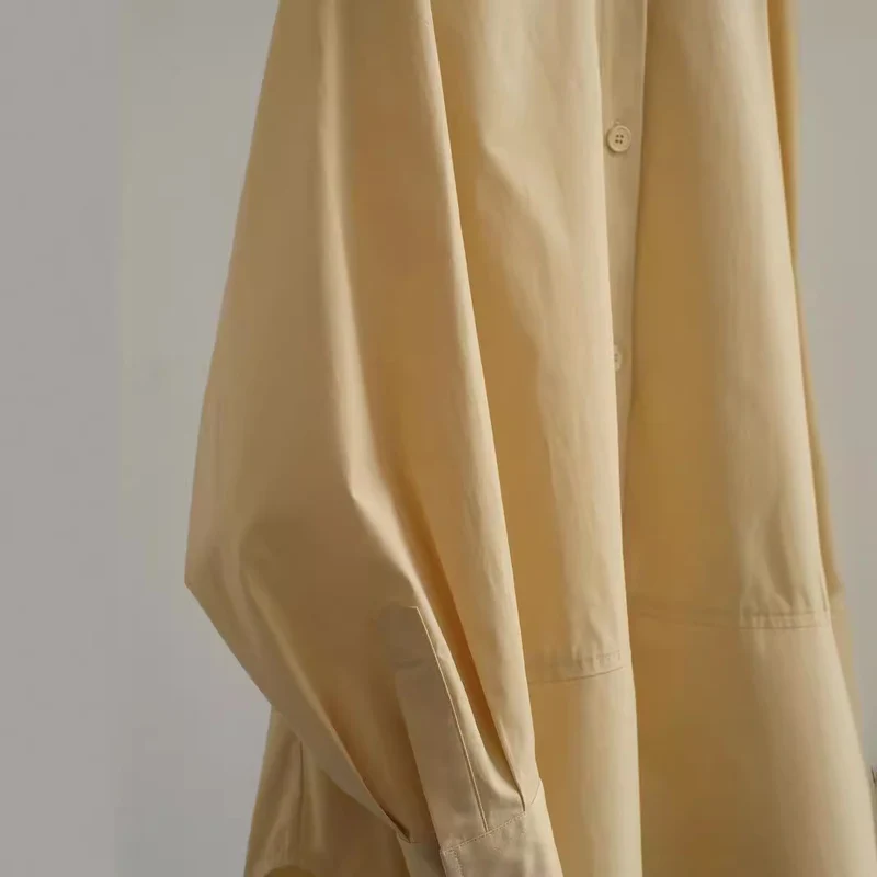 Damen Oversize-Hemdbluse mit verlängertem Rückensaum und kastiger Silhouette Drune