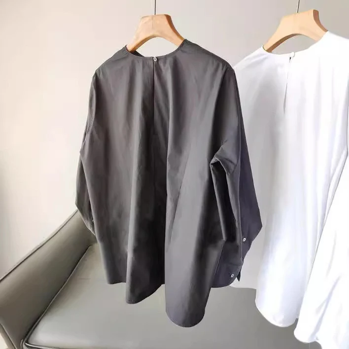 Damen Oversize-Bluse aus leichtem Baumwollmix mit weiten Ballonärmeln und verlängertem Rückensaum Drune
