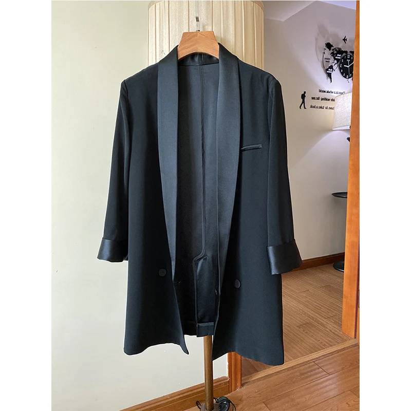 Damen Oversize-Blazerjacke mit Schalkragen und Satinbesatz Drune