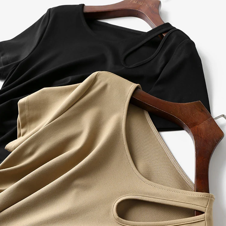 Damen Maxikleid mit asymmetrischem Cut-Out, seitlicher Raffung und fließender A‑Linie Drune