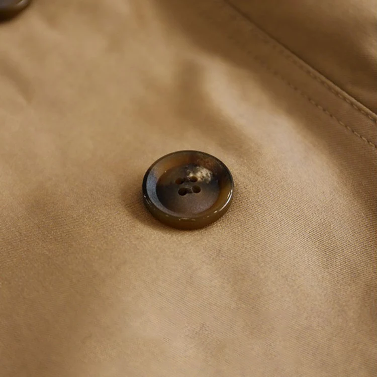 Damen Kurztrenchcoat mit Taillengürtel und Schulterklappen Drune