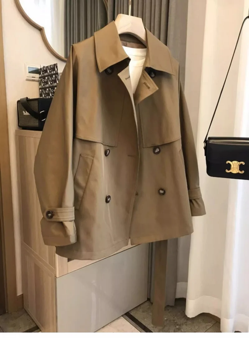 Damen Kurzgeschnittener Trenchcoat mit doppelreihiger Knopfleiste, Sturmklappe und Taillengürtel Drune