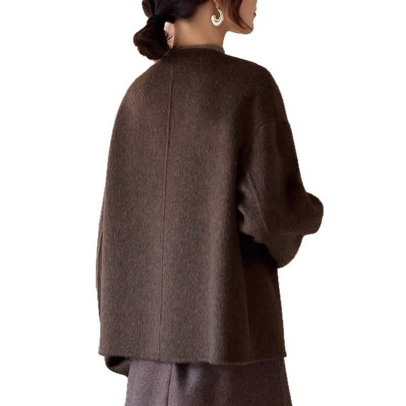 Damen Kurze Wollmix-Jacke mit Rundhalsausschnitt, Ballonärmeln und Knebelknöpfen Drune