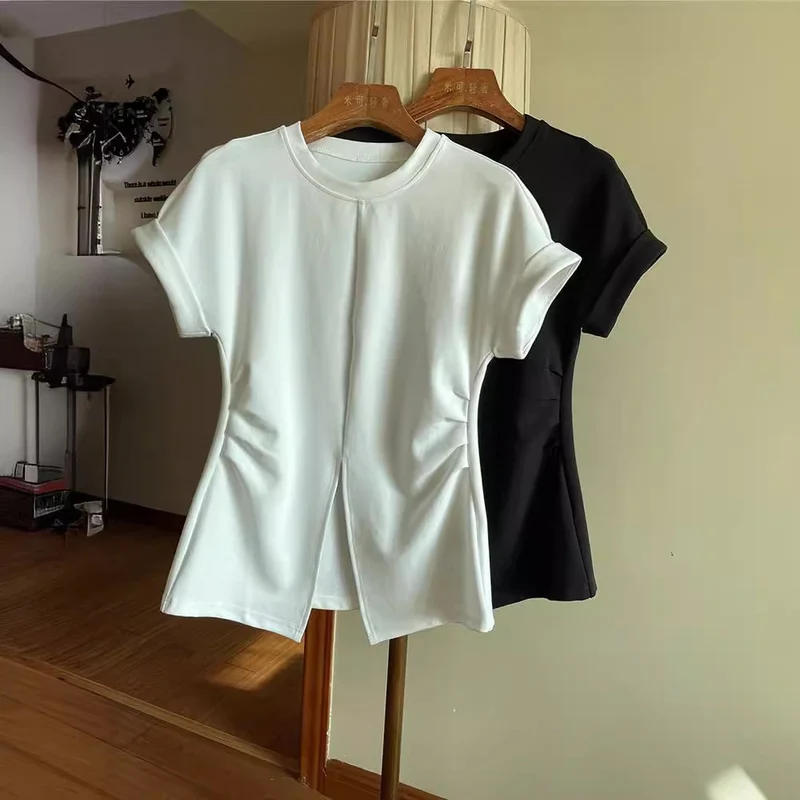 Damen Kurzärmeliges Strukturjersey-Shirt mit Taillenraffungen und Frontschlitz Drune