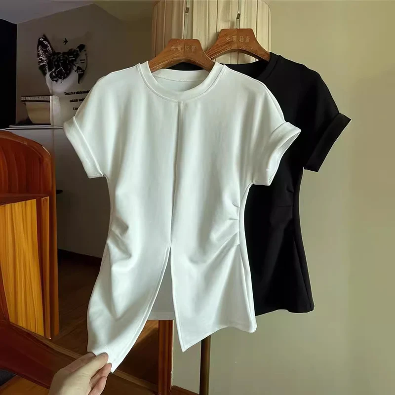 Damen Kurzärmeliges Strukturjersey-Shirt mit Taillenraffungen und Frontschlitz Drune