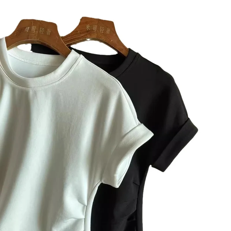 Damen Kurzärmeliges Strukturjersey-Shirt mit Taillenraffungen und Frontschlitz Drune