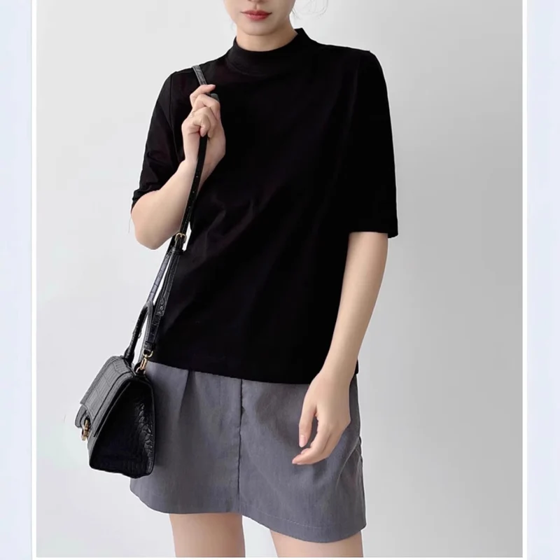 Damen Kurzarm-Top mit Stehkragen und leichter Boxy-Silhouette Drune
