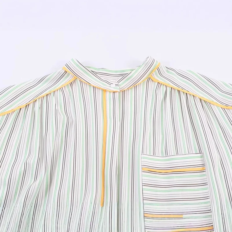 Damen Oversize-Bluse im Cropped-Schnitt mit Stehkragen, feinem Streifenmuster und Kontrastpaspel Drune