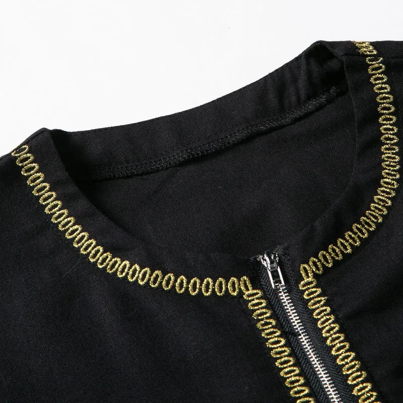 Herren Elegante Langtunika mit Rundhalsausschnitt, Frontreißverschluss und goldener Zierstickerei Drune