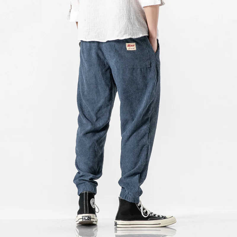 Herren Cordhose im Jogger‑Stil aus Cordvelours mit elastischem Bund und gerippten Beinabschlüssen Drune