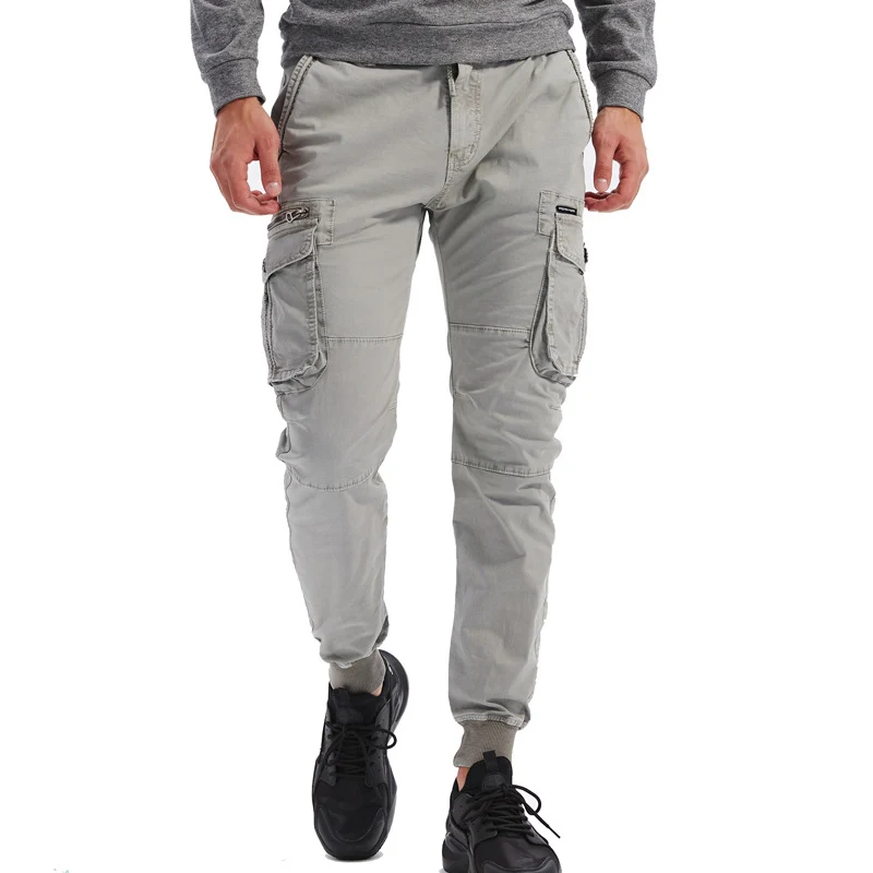 Herren Cargo-Jogginghose mit Multifunktionstaschen, elastischen Bündchen und tapered Fit Drune