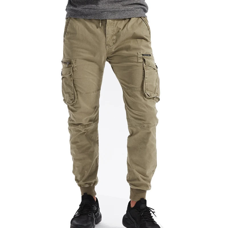 Herren Cargo-Jogginghose mit Multifunktionstaschen, elastischen Bündchen und tapered Fit Drune