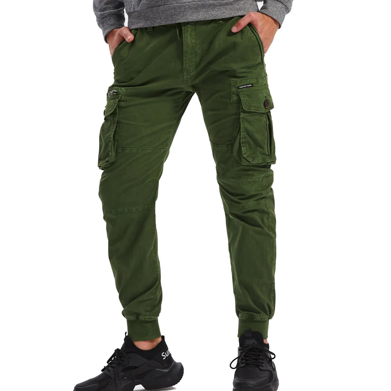 Herren Cargo-Jogginghose mit Multifunktionstaschen, elastischen Bündchen und tapered Fit Drune