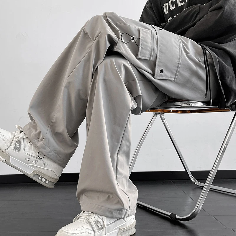 Herren Cargo-Freizeithose mit weitem Bein, Multitaschen und Tunnelzug Drune