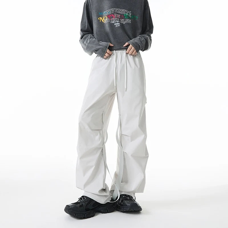 Damen Weite Tech-Cargo-Hose mit Tunnelzugbund, Beinriemen und wasserabweisender Nylon‑Optik Drune