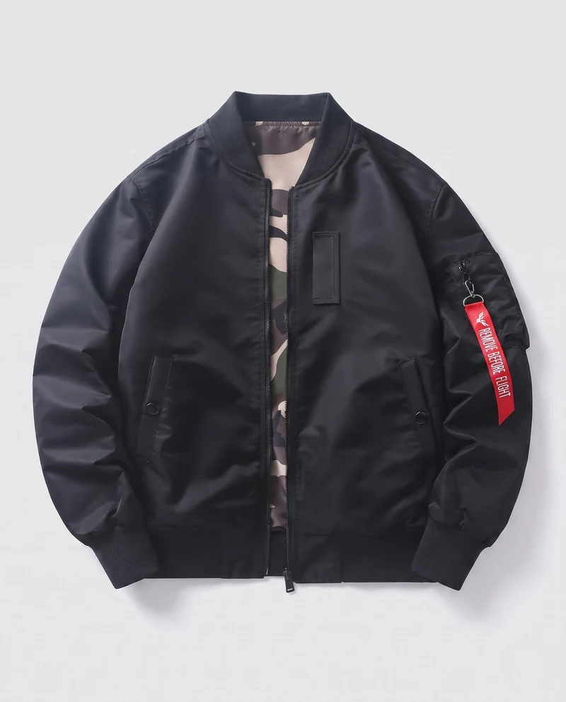 Herren gepolsterte Bomberjacke mit Camouflage-Futter und Fliegerstil-Armtasche Drune