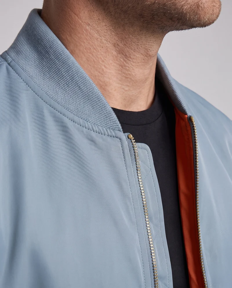Herren glänzender Nylon-Bomber mit gestepptem thermischem Futter Drune
