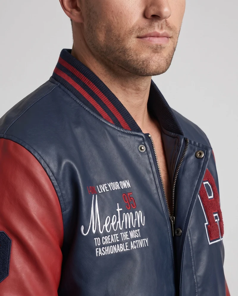 Herren Kunstleder College Bomberjacke mit gesticktem Patch und gerippten Bündchen Drune