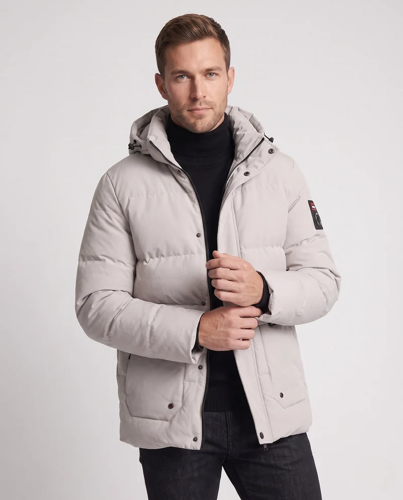 Herren Kurzparka im minimalistischen gesteppte Design mit verstaubarem Hut und verdeckten Reißverschlusstaschen Drune