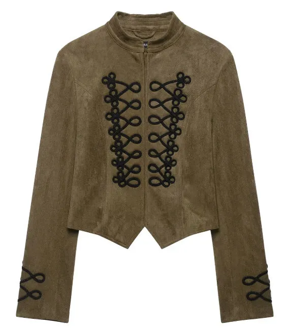 Damen Kurz geschnittene Wildlederjacke im Military‑Look mit Stehkragen und dekorativer Kordelfrosch‑Applikation Drune