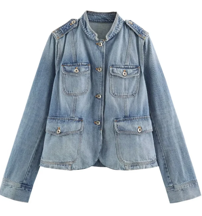 Damen Jeansjacke im Utility-Look mit Stehkragen, Pattentaschen und Schulterpatten Drune