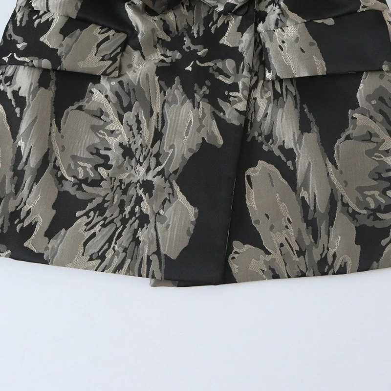 Damen Jacquard‑Blazer mit floralem Jacquardmuster, breitem Revers und Bindegürtel Drune
