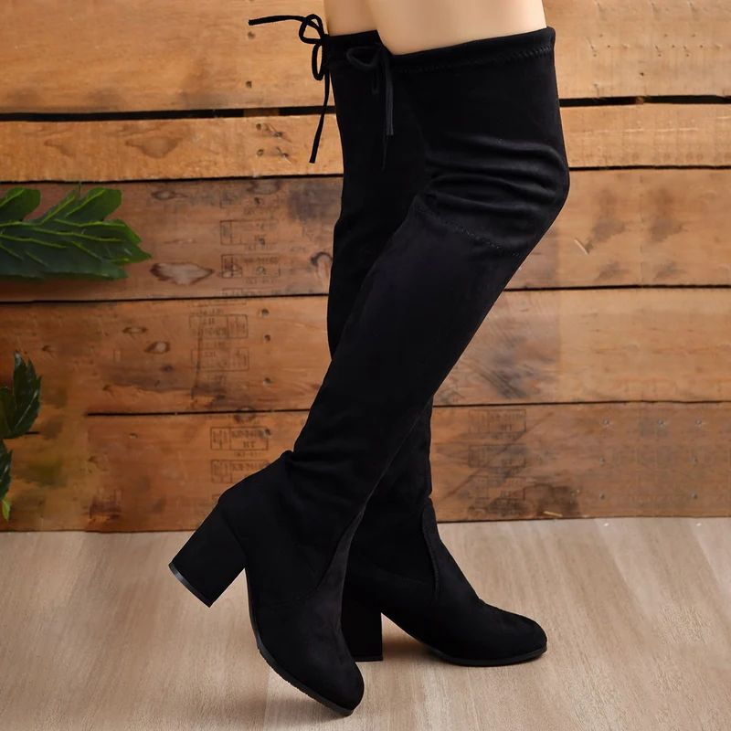 Damen Stretch Overknee Stiefel mit elastischem Schaft und mittlerem Blockabsatz Drune