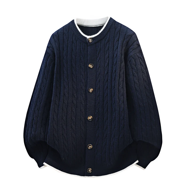 Damen Oversize Zopfstrick-Cardigan mit Rundhalsausschnitt, Holzknopfleiste & Kontrastbesatz Drune