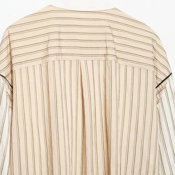 Damen Gestreifte Hemdbluse mit Stehkragen und Tunnelzug Drune