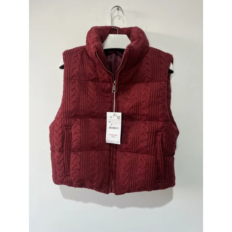 Damen Gepolsterte Strickweste mit Zopfstrickstruktur und Stehkragen Drune