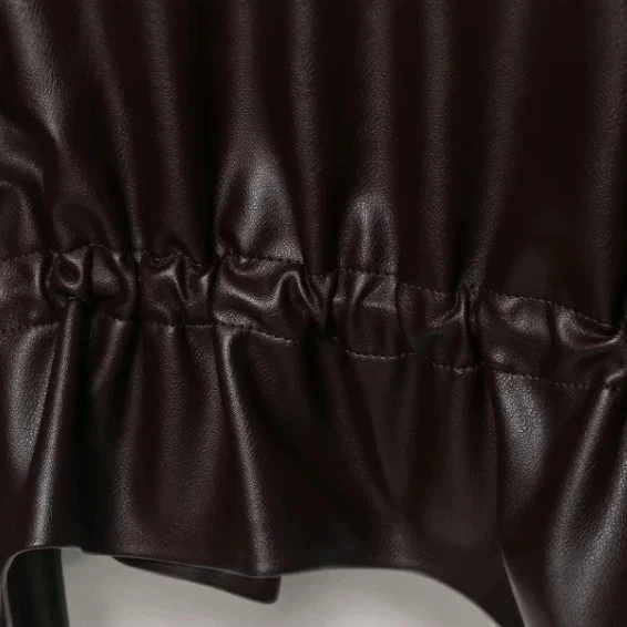 Damen Cropped Kunstleder‑Blouson mit Stehkragen, Pattentaschen und Tunnelzugtaillierung Drune