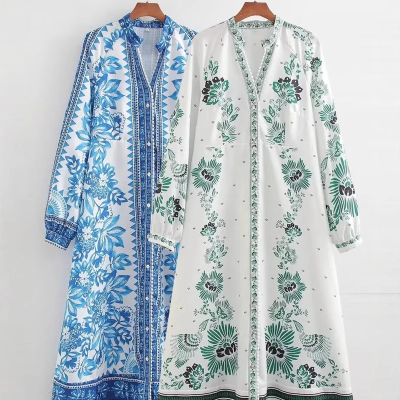 Damen 70+ langes Boho‑Maxikleid mit floralem Print, durchgehender Knopfleiste und gerafften Ärmelbündchen Drune