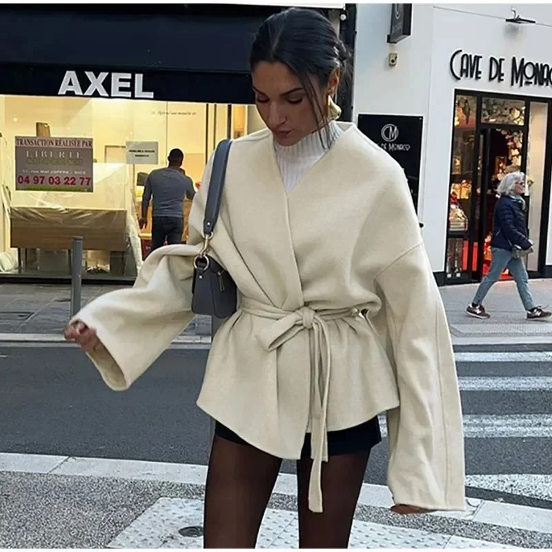 Damen 600+ taillierte Wickeljacke mit Bindegürtel und Kimonoärmeln Drune