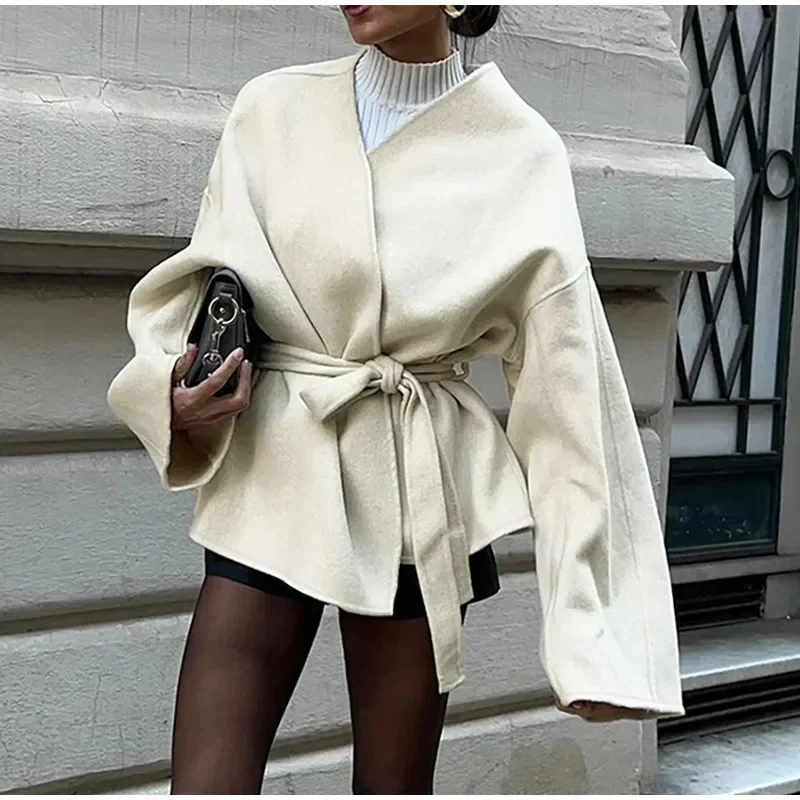 Damen 600+ taillierte Wickeljacke mit Bindegürtel und Kimonoärmeln Drune