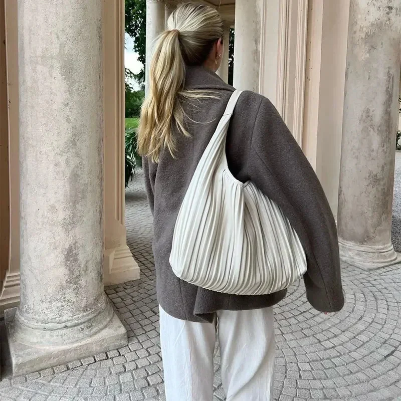 Damen 600+ kurzer oversized Wollmix‑Mantel mit weitem Schnitt und Reverskragen Drune
