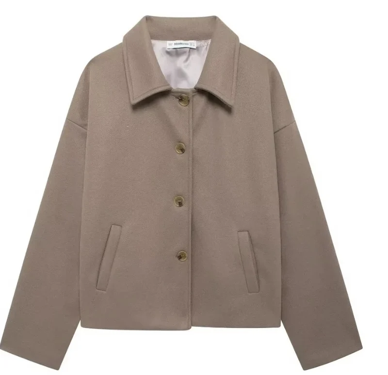Damen 600+ kurze boxy Wollmix‑Jacke mit Hemdkragen, geknöpfter Front und Eingrifftaschen Drune