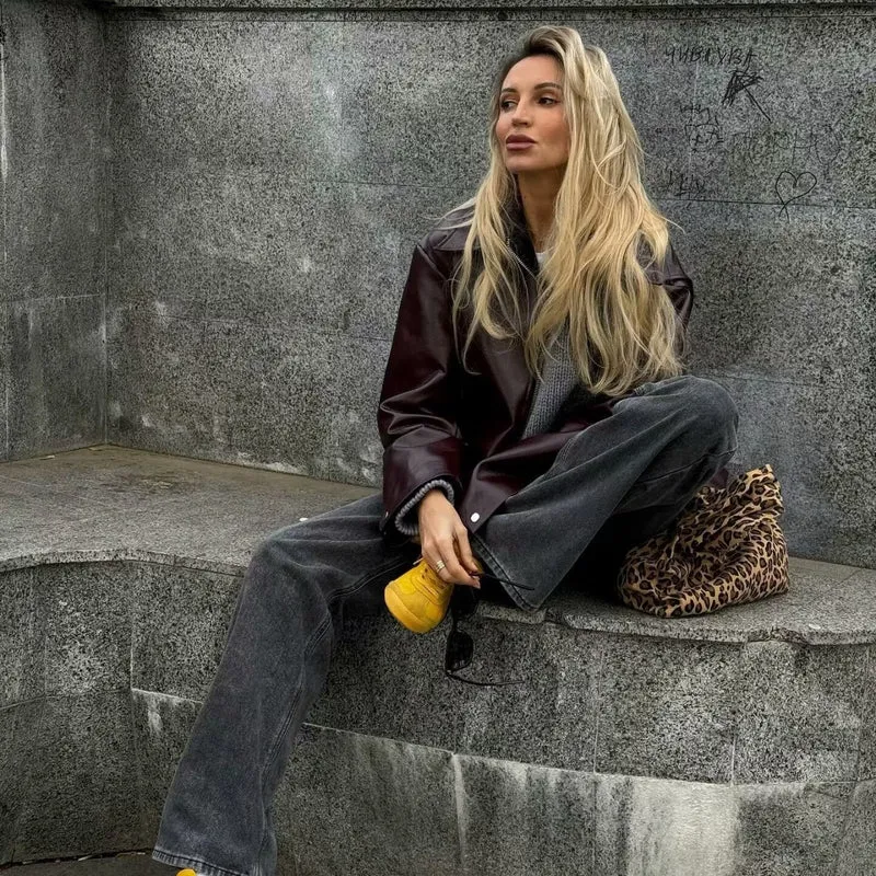 Damen 500+ leichte oversize Kunstleder‑Blousonjacke mit Hemdkragen, Reißverschluss und elastischem Saum Drune