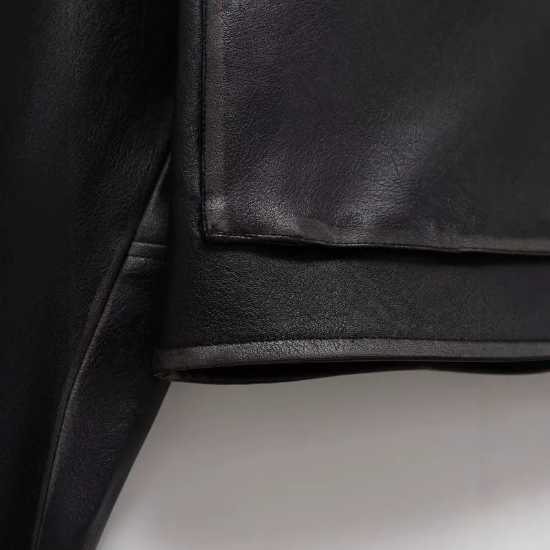 Damen Kurz geschnittene Kunstlederjacke mit großen Pattentaschen und Reißverschluss Drune
