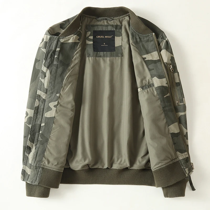 Herren Leichte Bomberjacke im urbanen Camouflage-Look mit Rippbündchen und Utility-Taschen Drune
