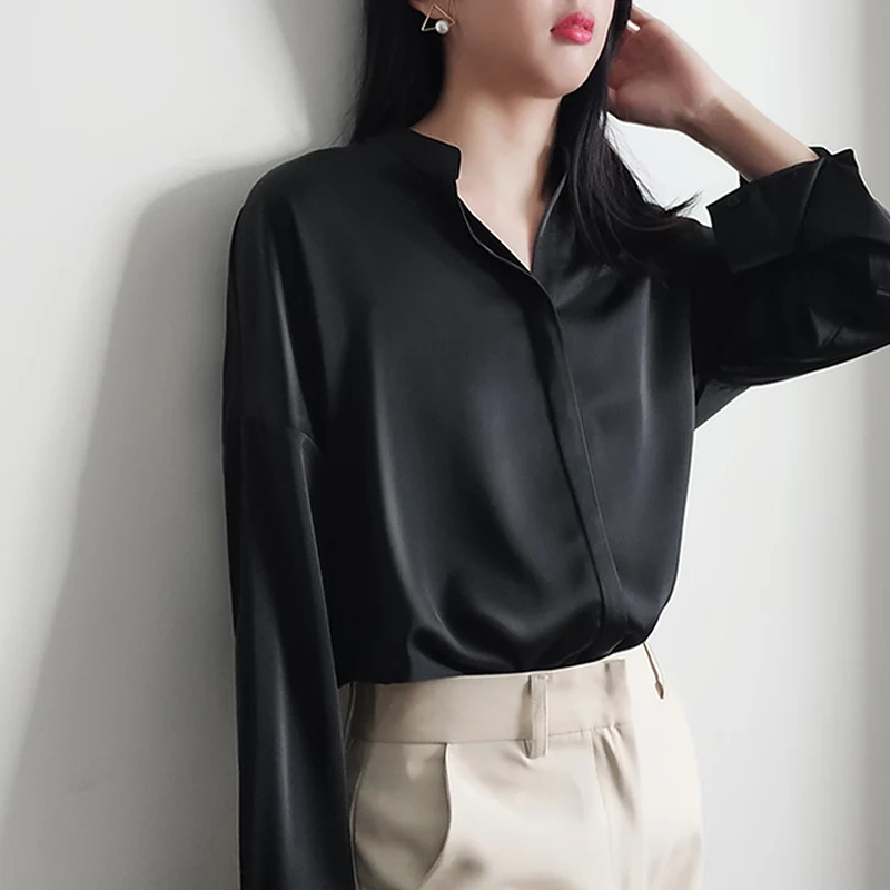 Damen Elegante Bluse aus hochwertigem Satin Drune
